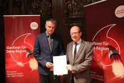 Dirk Nebel, Abteilungsleiter im Wirtschaftsministerium und Oberbürgermeister Klaus Schmotz
