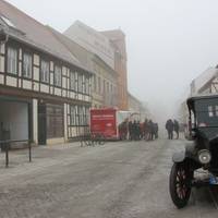 Eröffnung der Winckelmannstraße - mit Oldtimer